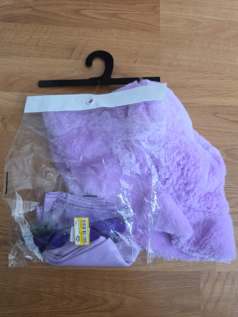 90's Raver Costume Set - Picture 3 of 3